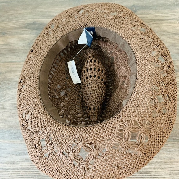 Gap hat - Picture 6 of 8